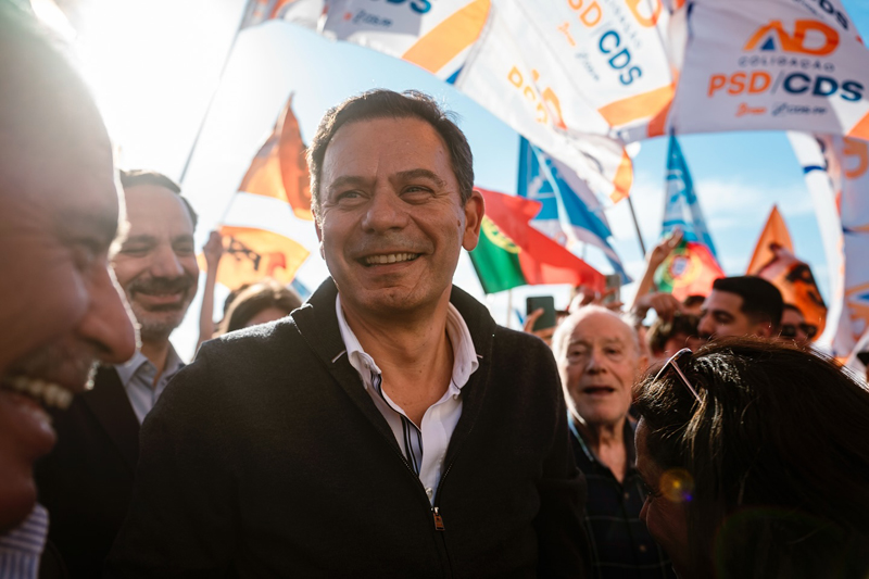 Concelho de Ovar alinhou com o país e deu a vitória eleitoral à Aliança Democrática Concelho de Ovar alinhou com o país e deu a vitória eleitoral à Aliança Democrática