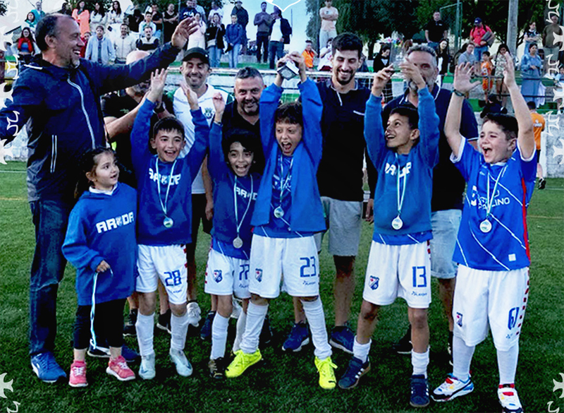 Futebol formação: Arada AC presente em diversos torneios e encontros Futebol formação: Arada AC presente em diversos torneios e encontros