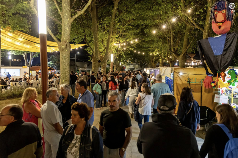 Pão de ló de Ovar foi o ‘rei’ de um festival imenso Pão de ló de Ovar foi o ‘rei’ de um festival imenso